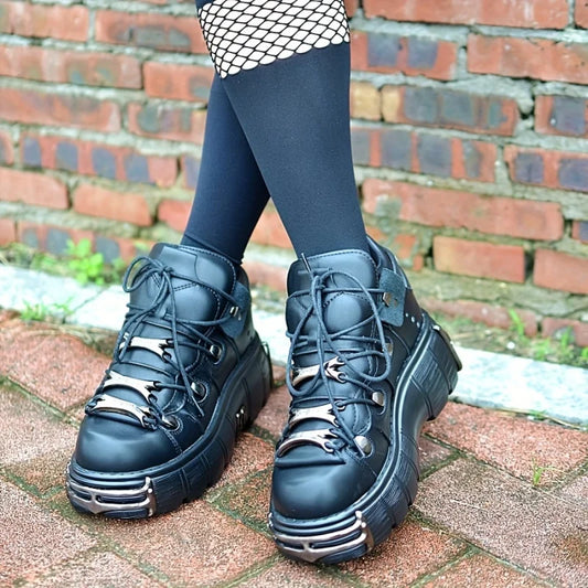 Platform Womens Sneakers With Metal Decoration Thick Sole Punk Gothic